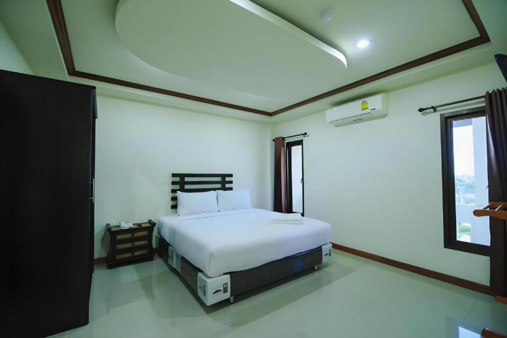 Amornsukhothai Hotel Ngoại thất bức ảnh