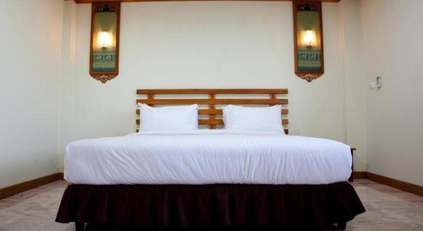 Amornsukhothai Hotel Ngoại thất bức ảnh
